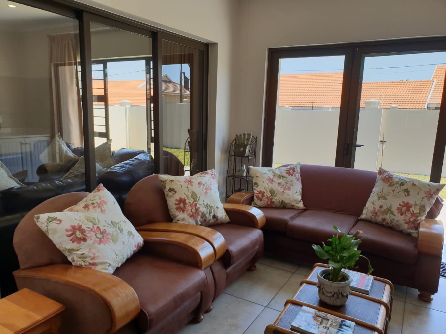 To Let 3 Bedroom Property for Rent in La Provance Free State